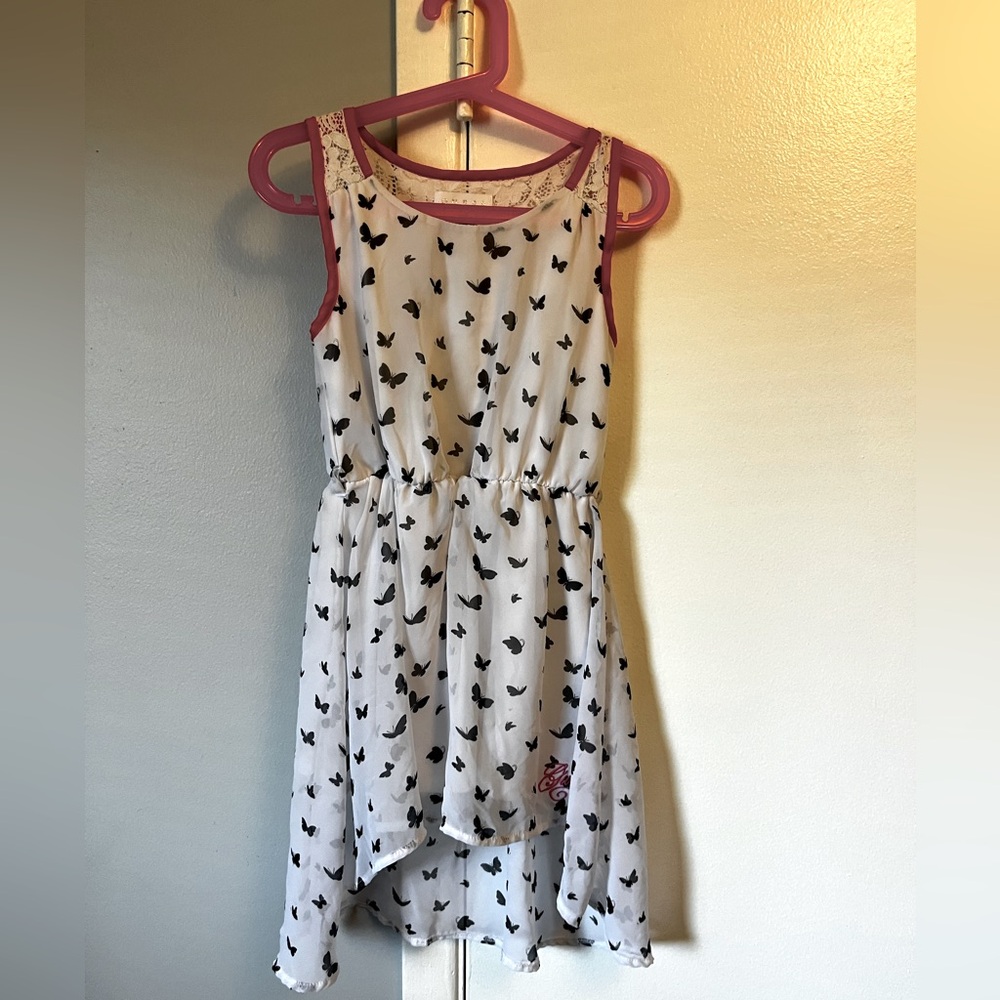 Guess asymmetrical hem sleeveless butterfly dress